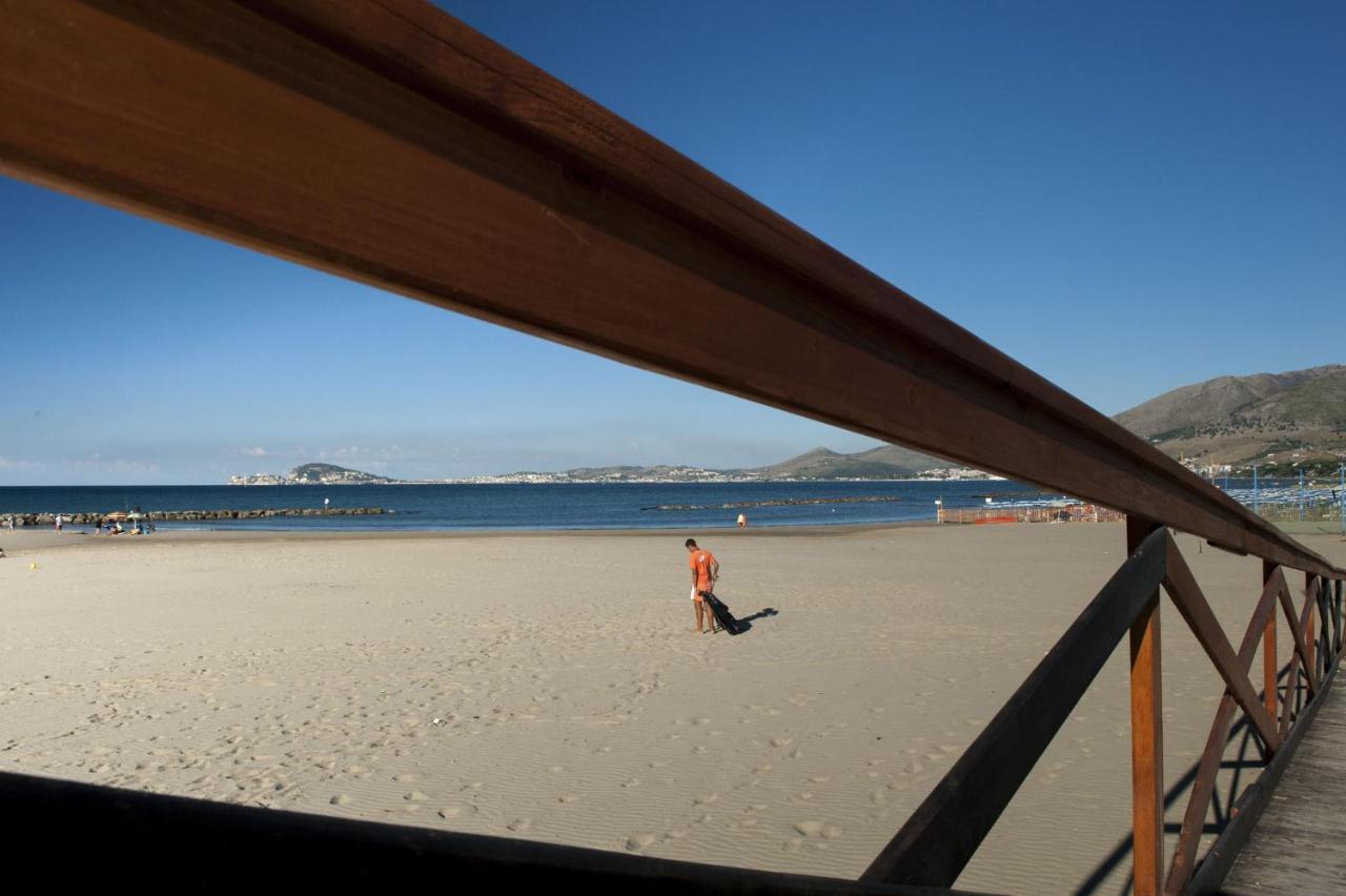Livingapple Beach ミントゥルノ エクステリア 写真
